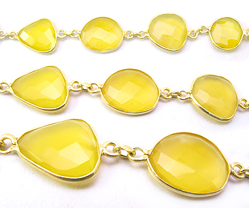 Gold Plated over Silver Chain w/Bezelled Yellow Onyx 9.2x10.5 to 13.5x15.5mm alt=